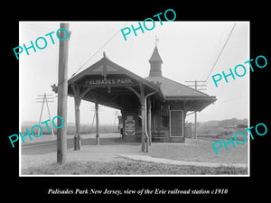 OLD HISTORIC PHOTO OF PALISADES PARK NEW JERSEY, ERIE RAILROAD STATION c1910 1