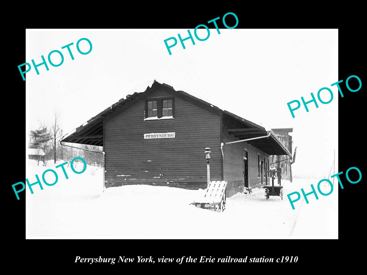 OLD LARGE HISTORIC PHOTO OF PERRYSBURG NEW YORK, ERIE RAILROAD STATION c1910 1