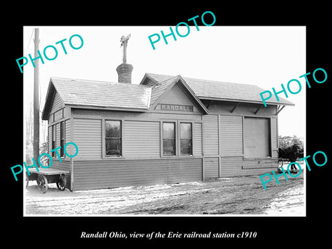 OLD LARGE HISTORIC PHOTO OF RANDALL OHIO, THE ERIE RAILROAD STATION c1910 1