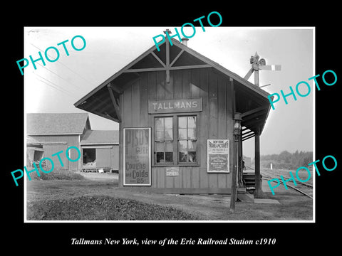 OLD LARGE HISTORIC PHOTO OF TALLMANS NEW YORK, ERIE RAILROAD STATION c1910