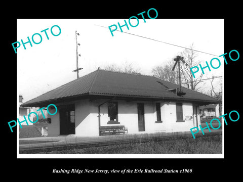 OLD HISTORIC PHOTO OF BASHING RIDGE NEW JERSEY, ERIE RAILROAD STATION c1960