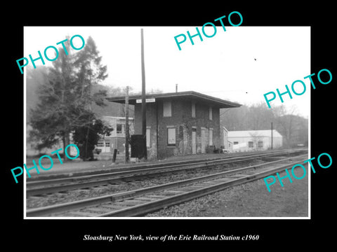 OLD LARGE HISTORIC PHOTO OF SLOASBURG NEW YORK, ERIE RAILROAD STATION c1960