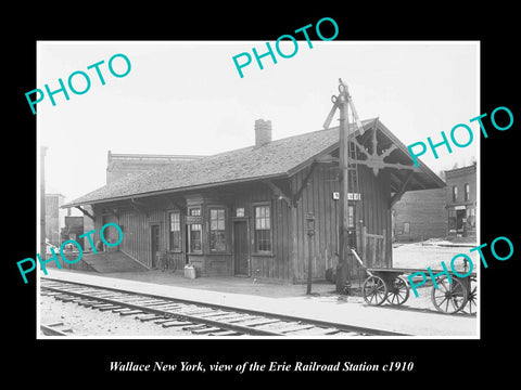 OLD LARGE HISTORIC PHOTO OF WALLACE NEW YORK, ERIE RAILROAD STATION c1910