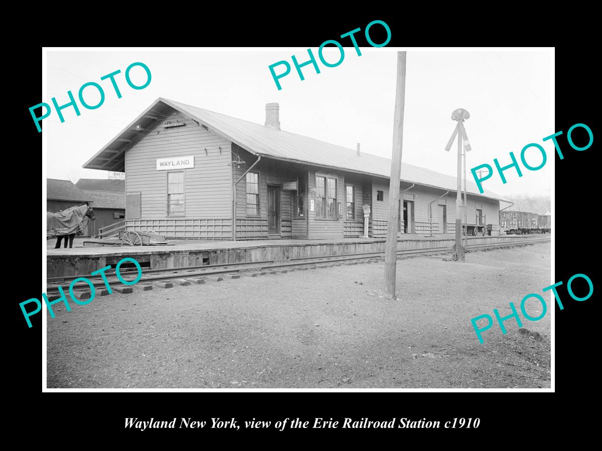 OLD LARGE HISTORIC PHOTO OF WAYLAND NEW YORK, ERIE RAILROAD STATION c1910