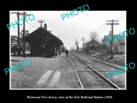 OLD LARGE HISTORIC PHOTO OF WESTWOOD NEW JERSEY, ERIE RAILROAD STATION c1910 2