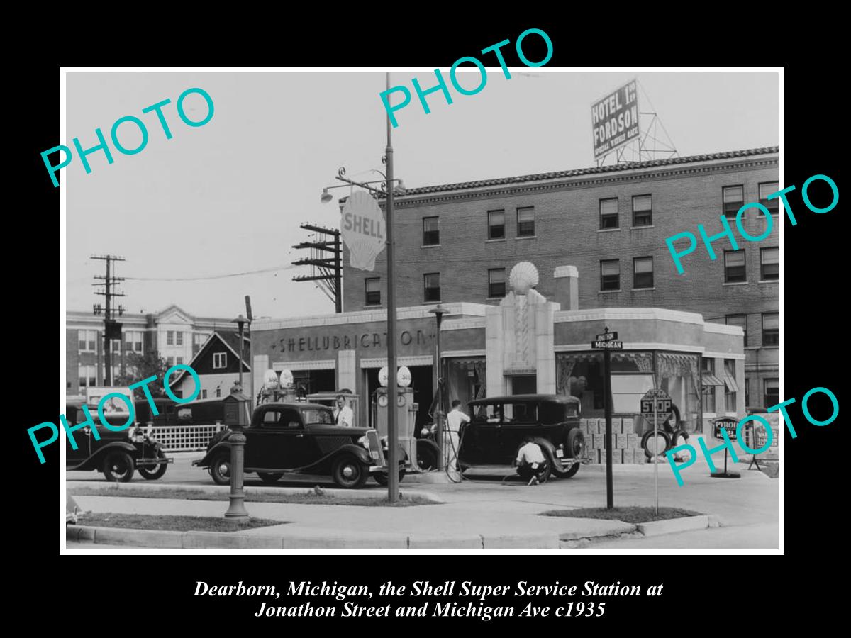 OLD LARGE HISTORIC PHOTO OF DEARBORN MICHIGAN, THE SHELL OIL GAS STATION c1935