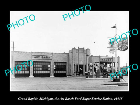 OLD LARGE HISTORIC PHOTO OF GRAND RAPIDS MICHIGAN, FORD SUPER GAS STATION c1935