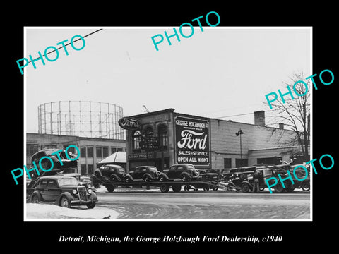 OLD LARGE HISTORIC PHOTO OF DETROIT MICHIGAN, THE HOLZBAUGH FORD DEALERSHIP 1940