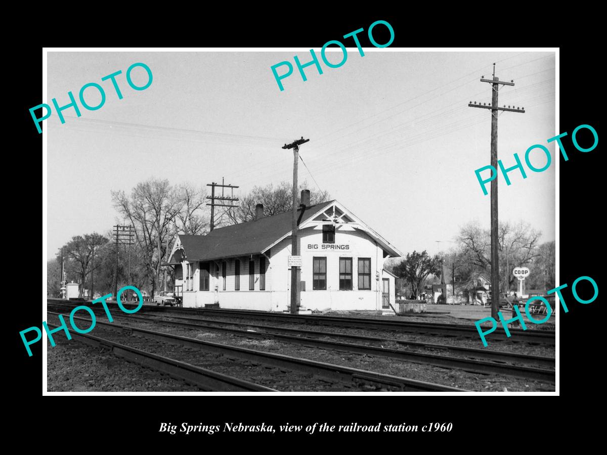 OLD LARGE HISTORIC PHOTO OF BIG SPRINGS NEBRASKA, THE RAILROAD STATION c1960