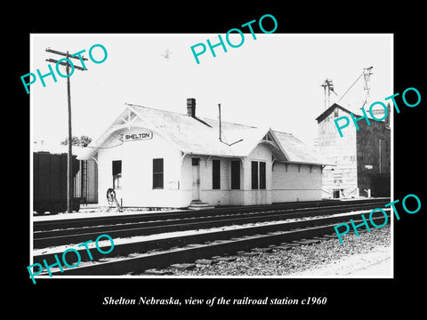 OLD LARGE HISTORIC PHOTO OF SHELTON NEBRASKA, THE RAILROAD STATION c1960