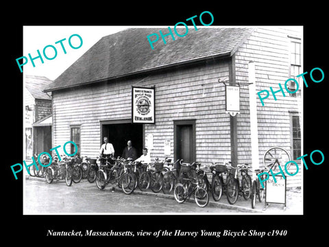 OLD LARGE HISTORIC PHOTO OF NANTUCKET MASSACHUSETTS, THE YOUNG BICYCLE SHOP 1940