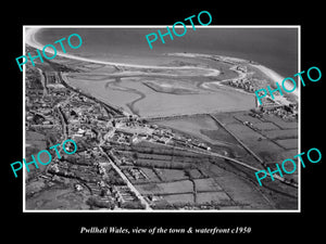 OLD LARGE HISTORIC PHOTO OF PWLLHELI WALES, THE TOWN & SEAFRONT c1950