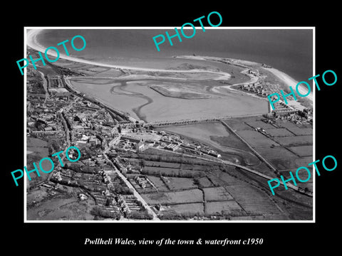 OLD LARGE HISTORIC PHOTO OF PWLLHELI WALES, THE TOWN & SEAFRONT c1950