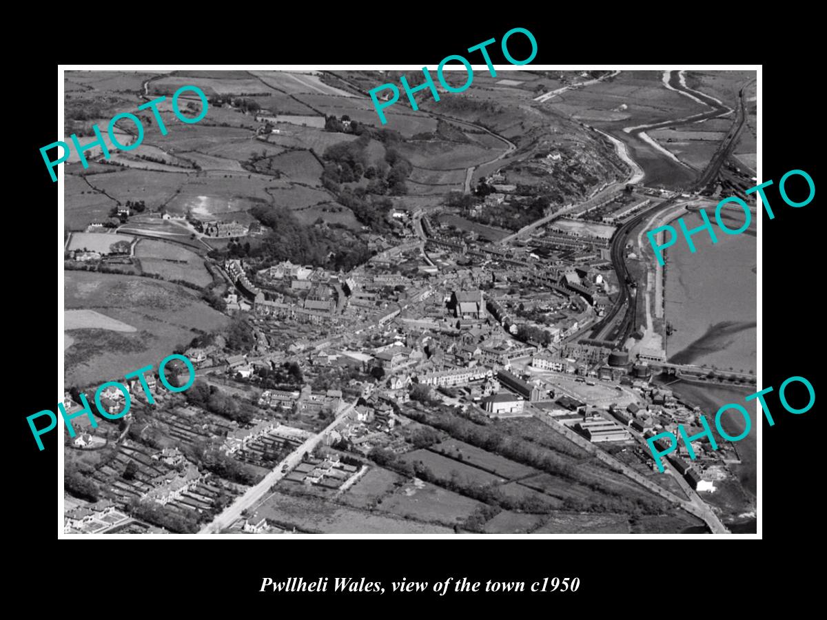 OLD LARGE HISTORIC PHOTO OF PWLLHELI WALES, AERIAL VIEW OF THE TOWN c1950