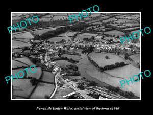 OLD LARGE HISTORIC PHOTO OF NEWCASTLE EMLYN WALES, VIEW OF THE TOWN c1940 2