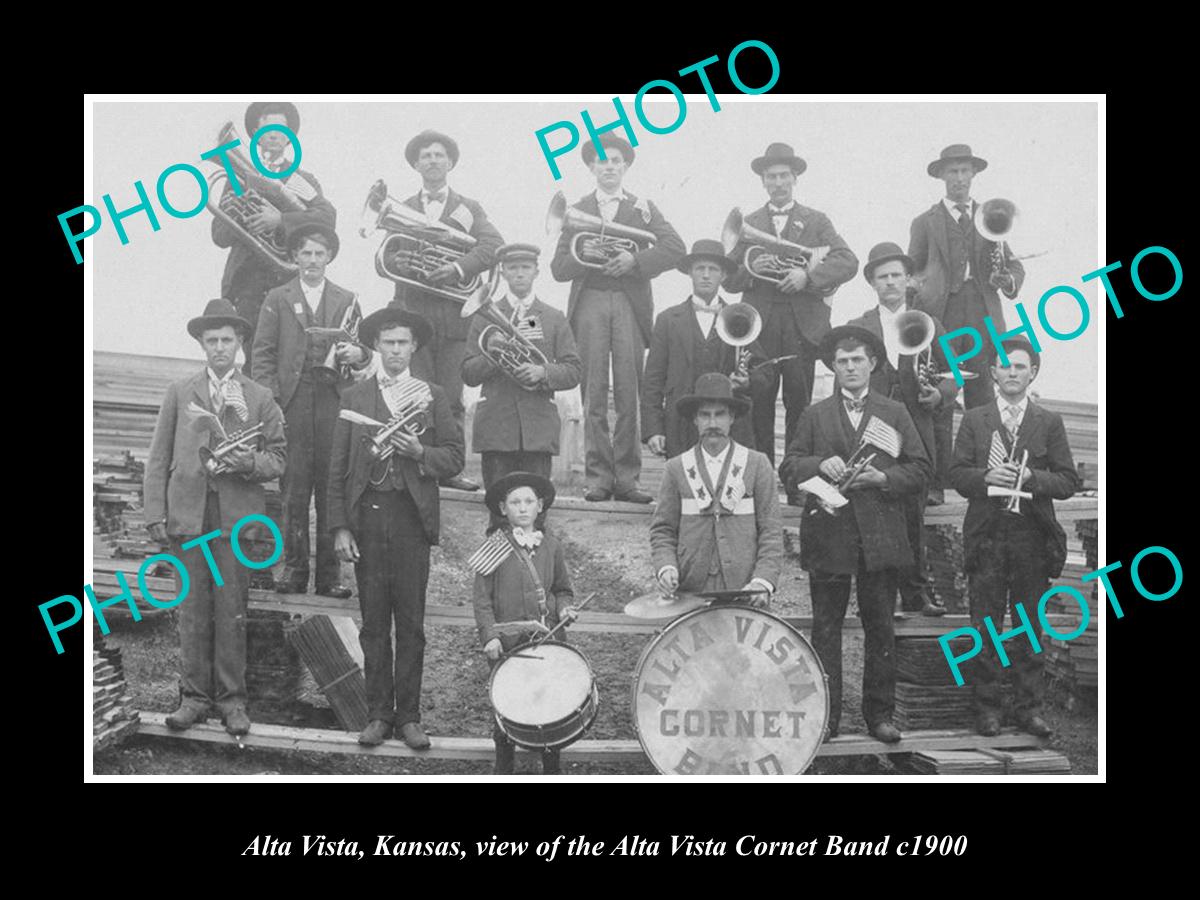 OLD LARGE HISTORIC PHOTO OF ALTA VISTA KANSAS, THE TOWN CORONET BAND c1900