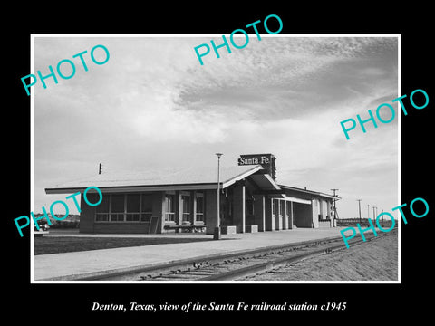 OLD LARGE HISTORIC PHOTO OF DENTON TEXAS, THE RAILROAD DEPOT STATION c1945