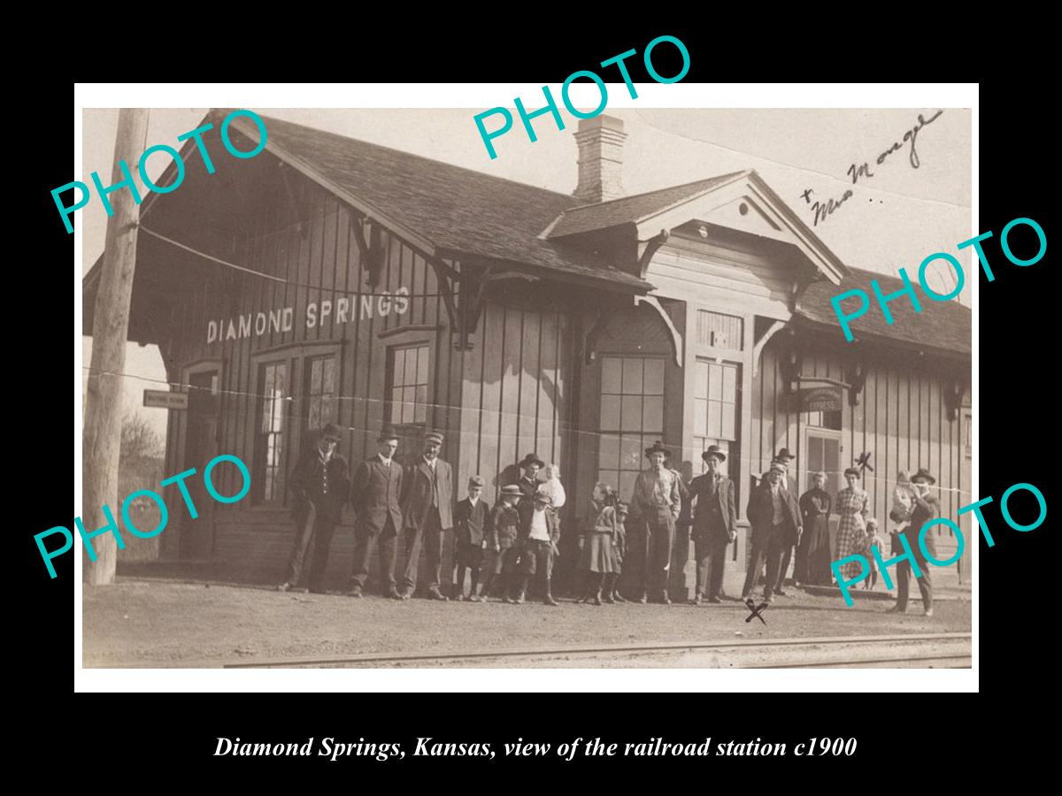 OLD LARGE HISTORIC PHOTO OF DIAMOND SPRINGS KANSAS, RAILROAD DEPOT STATION c1900