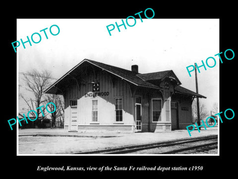 OLD LARGE HISTORIC PHOTO OF ENGLEWOOD KANSAS, THE RAILROAD DEPOT STATION c1950