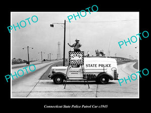 OLD LARGE HISTORIC PHOTO OF CONNECTICUT STATE POLICE HIGHWAY PATROL CAR c1945