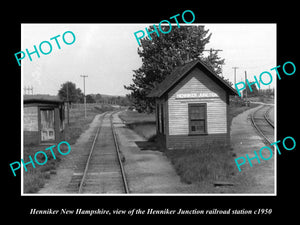 OLD LARGE HISTORIC PHOTO OF HENNIKER NEW HAMPSHIRE THE H/J RAILROAD DEPOT c1950