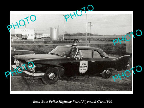 OLD LARGE HISTORIC PHOTO OF IOWA STATE POLICE PLYMOUTH PATROL CAR 1960