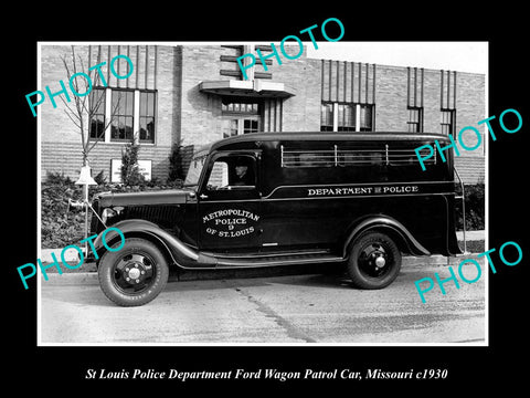 OLD LARGE HISTORIC PHOTO OF St LOUIS MISSOURI, THE POLICE FORD PATROL CAR c1930