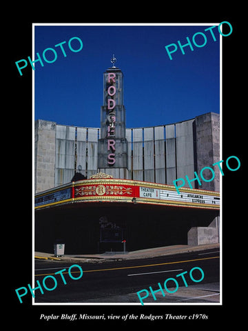 OLD LARGE HISTORIC PHOTO OF POPLAR BLUFF MISSOURI, THE RODGERS THEATER c1970