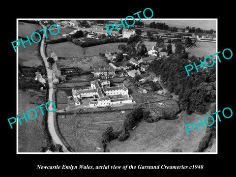 OLD LARGE HISTORIC PHOTO OF NEWCASTLE EMLYN WALES, AERIAL VIEW OF CREAMERY c1940