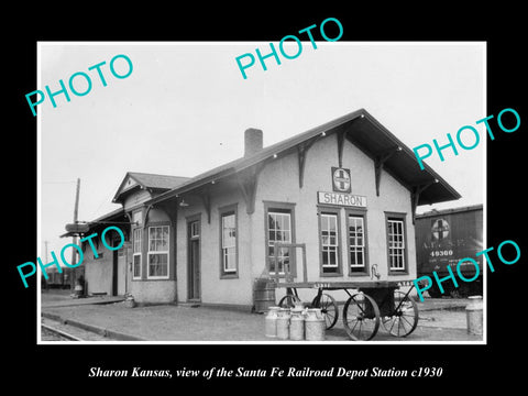 OLD LARGE HISTORIC PHOTO OF SHARON KANSAS, THE SANTA FE RAILROAD DEPOT c1930