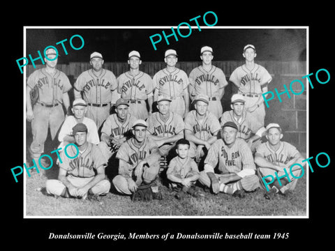 OLD LARGE HISTORIC PHOTO OF DONALSONVILLE GEORGIA, THE TOWN BASEBALL TEAM 1945