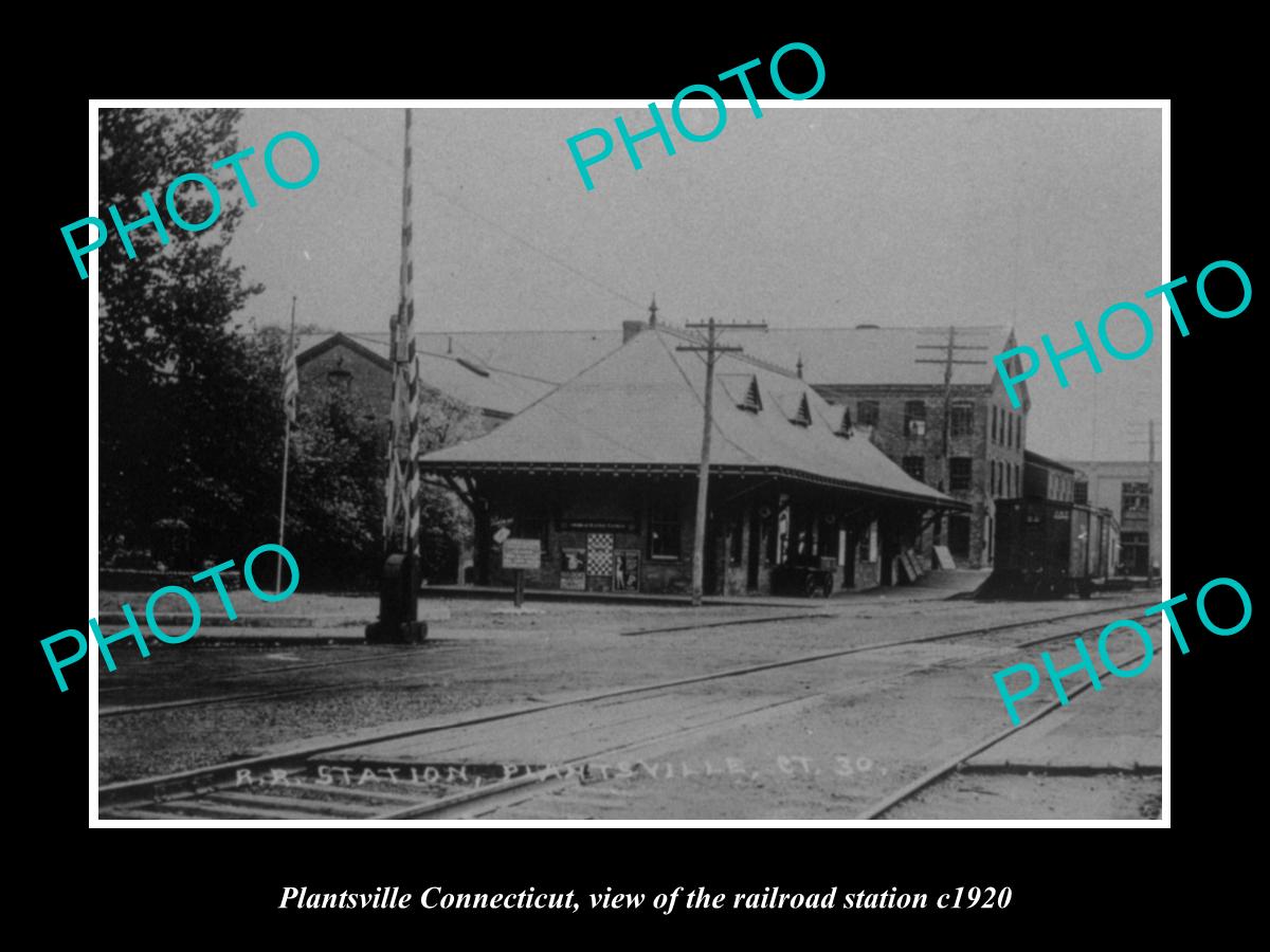 OLD LARGE HISTORIC PHOTO OF PLANTSVILLE CONNECTICUT, THE RAILROAD STATION c1920