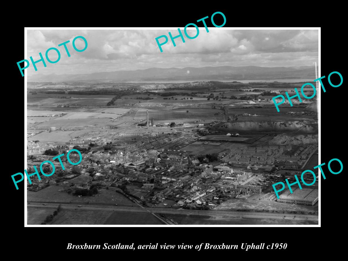 OLD LARGE HISTORIC PHOTO BROXBURN SCOTLAND, AERIAL VIEW OF BROXBURN UPHILL c1950