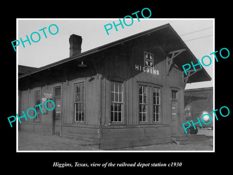 OLD LARGE HISTORIC PHOTO OF HIGGINS TEXAS, THE RAILROAD DEPOT STATION c1930