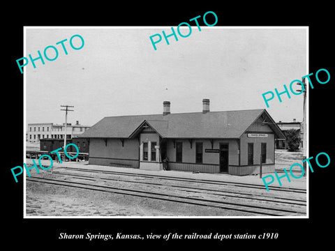 OLD LARGE HISTORIC PHOTO OF SHARON SPRINGS KANSAS, THE RAILROAD DEPOT c1910