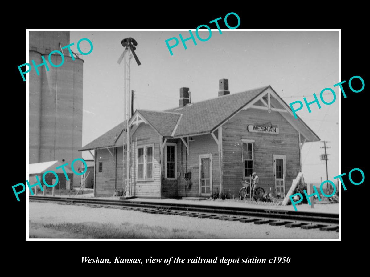 OLD LARGE HISTORIC PHOTO OF WESKAN KANSAS, VIEW OF THE RAILROAD DEPOT c1950