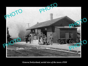 OLD LARGE HISTORIC PHOTO OF BREMER IOWA, THE RAILROAD DEPOT STATION c1930