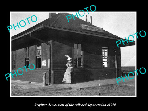 OLD LARGE HISTORIC PHOTO OF BRIGHTON IOWA, THE RAILROAD DEPOT STATION c1910