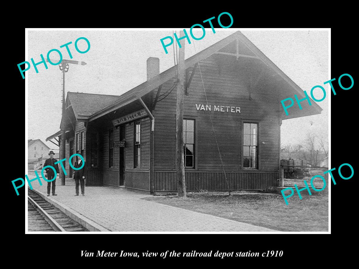 OLD LARGE HISTORIC PHOTO OF VAN METER IOWA, THE RAILROAD DEPOT STATION c1910