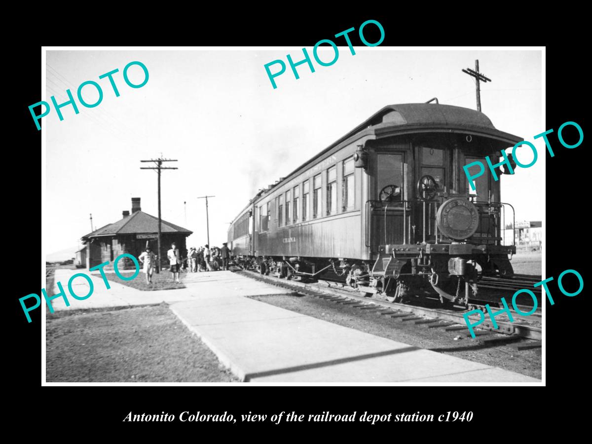 OLD LARGE HISTORIC PHOTO OF ANTONITO COLORADO, VIEW OF THE RAILROAD DEPOT c1940