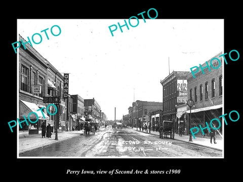 OLD LARGE HISTORIC PHOTO OF PERRY IOWA, VIEW OF SECOND AVE & STORES c1900