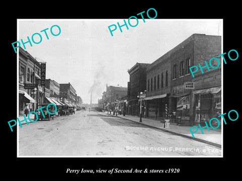 OLD LARGE HISTORIC PHOTO OF PERRY IOWA, VIEW OF SECOND AVE & STORES c1920