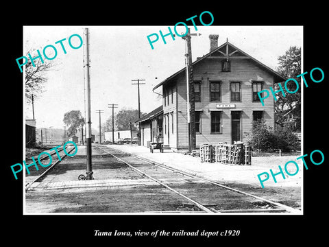 OLD LARGE HISTORIC PHOTO OF TAMA IOWA, VIEW OF THE RAILROAD DEPOT c1920 1