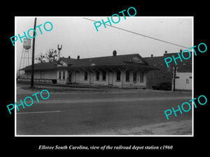 OLD LARGE HISTORIC PHOTO OF ELLOREE SOUTH CAROLINA, THE RAILROAD DEPOT c1960