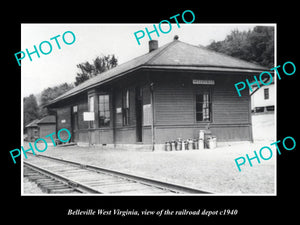 OLD LARGE HISTORIC PHOTO OF BELLEVILLE WEST VIRGINIA, THE RAILROAD STATION c1940