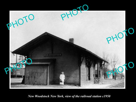 OLD LARGE HISTORIC PHOTO OF NEW WOODSTOCK NEW YORK, THE RAILROAD STATION c1950