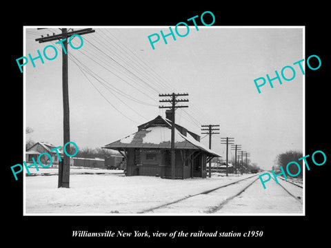 OLD LARGE HISTORIC PHOTO OF WILLIAMSVILLE NEW YORK, THE RAILROAD STATION c1950