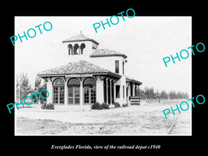 OLD LARGE HISTORIC PHOTO EVERGLADES FLORIDA, THE RAILROAD DEPOT STATION c1940