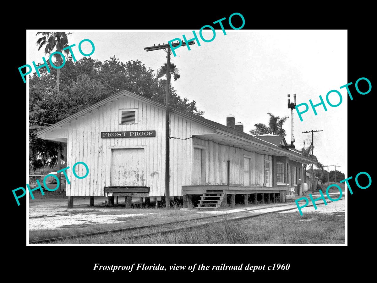 OLD LARGE HISTORIC PHOTO FROSTPROOF FLORIDA, THE RAILROAD DEPOT STATION c1960