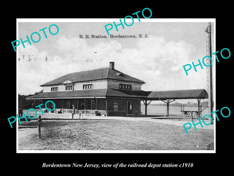 OLD LARGE HISTORIC PHOTO OF BORDENTOWN NEW JERSEY THE RAILROAD DEPOT c1910